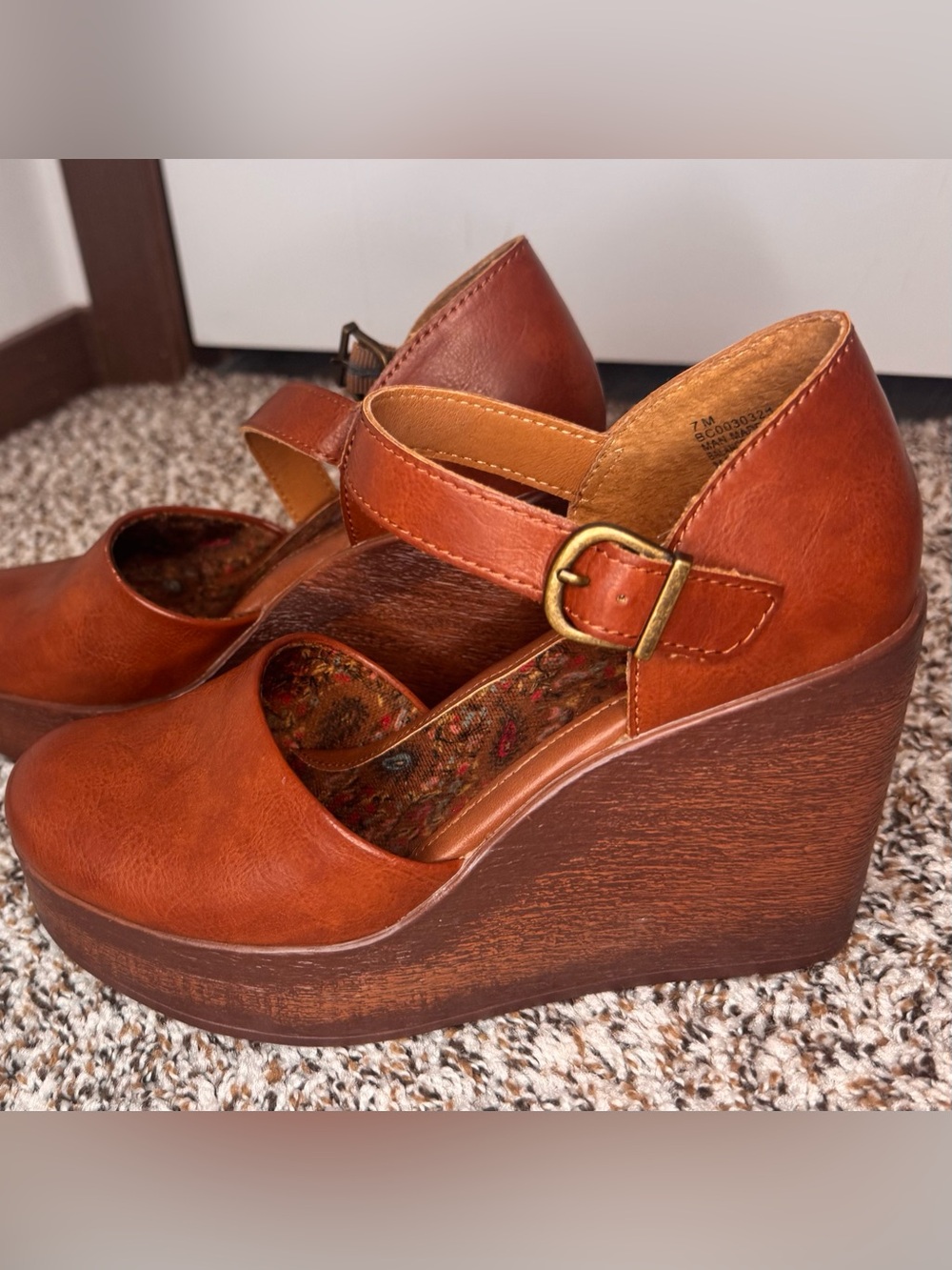 b.o.c. Born Concept Women’s 7M Brown Platform Wedge Mary Jane Shoes Boho